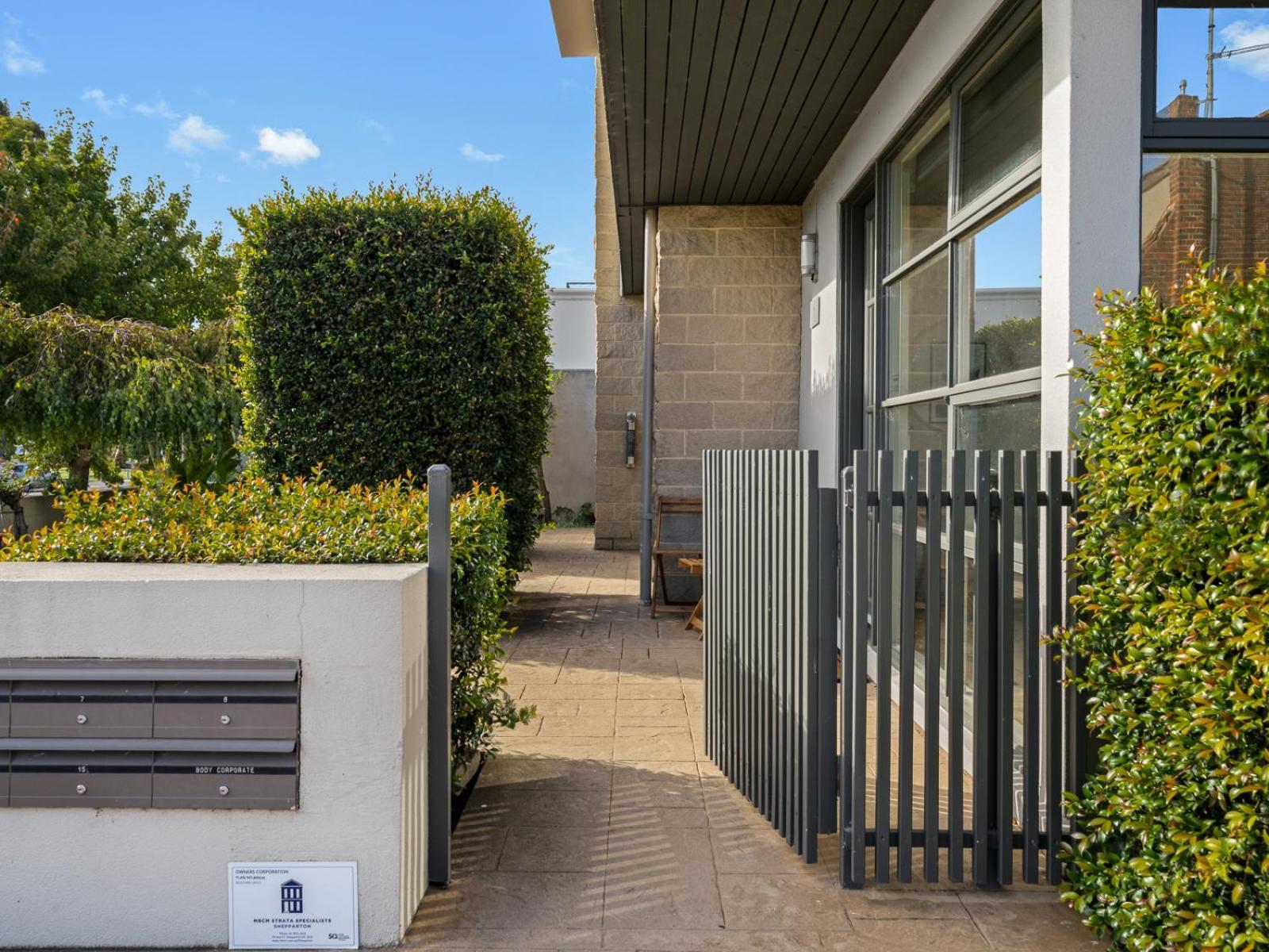 Central Shepparton Apartments Екстер'єр фото